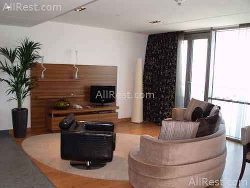 BurJuman Rotana Suites 7